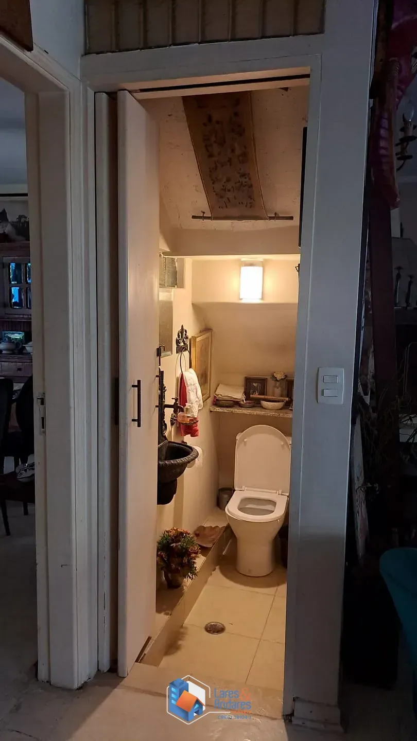 Imagem Casa de vila para venda em Vila Olímpia com 4 quartos, sendo 1 suíte, 248m²