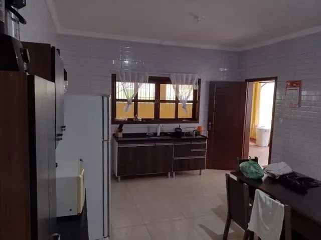 Imagem Chácara à venda 4 Quartos, 2 Suites, 15 Vagas, 1385M², Abaete, Taubaté - SP