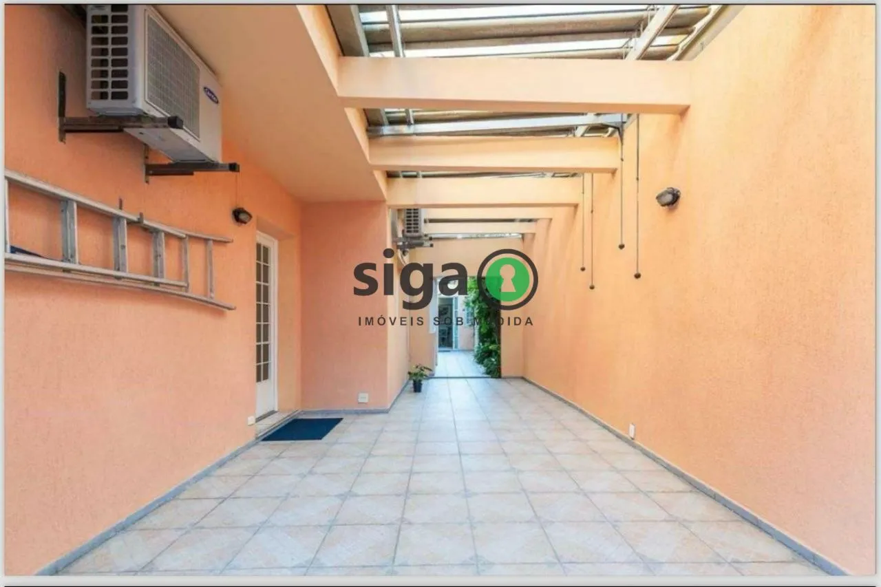 Imagem Casa Assobradada à venda com 4 quartos, sendo 2 suites, 4 vagas no Jardim Paulistano, SEM MOBILIA