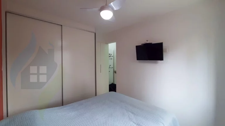 Imagem Apartamento de 2 dormitórios sendo 1 suíte, sacada, com 52m² em Jardim Celeste, São Paulo