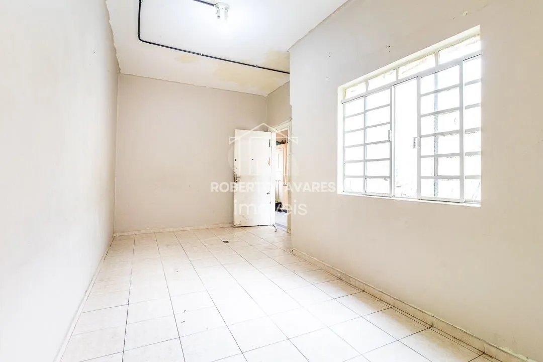 Imagem Prédio Bom Retiro - Com 2 andares, 4 aptos. de 90m² cada, 700 m² de área útil total, Loja no térreo com 300m².