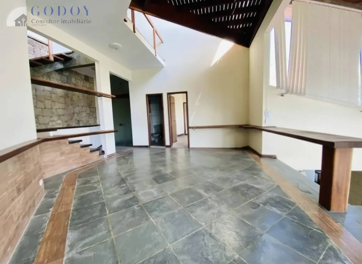 Imagem Residência de Alto Padrão no Condomínio Ponta das Toninhas - Ubatuba/SP