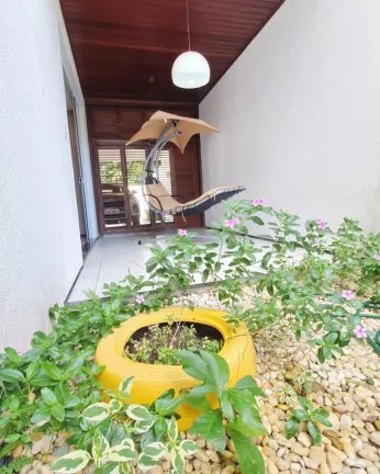 Casa de Condomínio com 4 Quartos à Venda, 400 m² em Calhau - São Luís