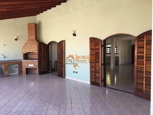 Imagem Sobrado com 3 dormitórios à venda, 300 m² por R$ 960.000,00 - Parque Continental II - Guarulhos/SP