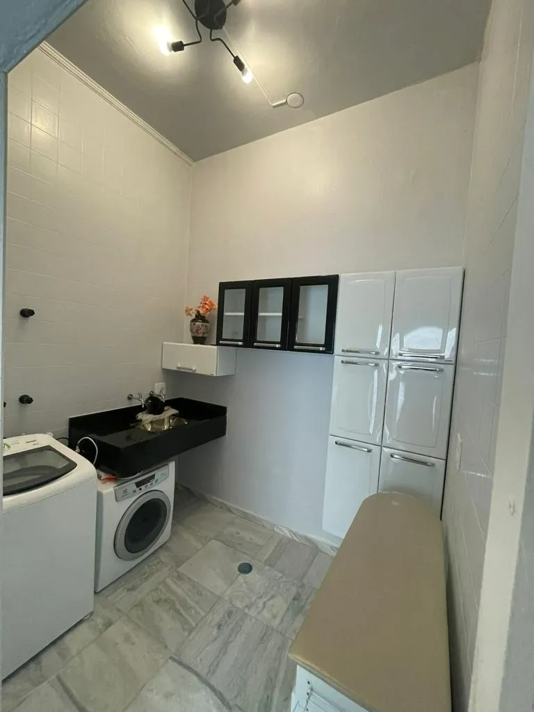Imagem Incrível Prédio Empresarial para clínicas médicas ou laboratório com 1.450m2