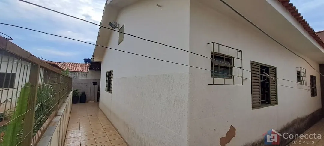 Imagem Casa com 4 dormitórios à venda, 195 m² por R$ 750.000,00 - Copacabana - Patos de Minas/MG