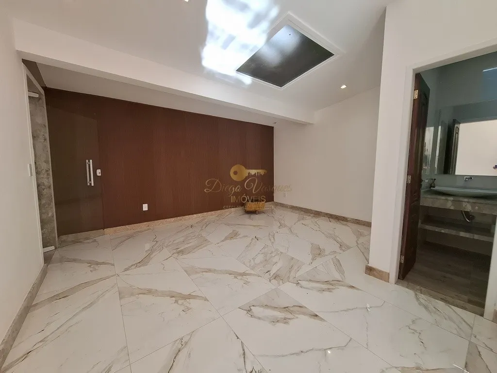 Imagem Casa em Condomínio para Venda em Teresópolis / RJ no bairro Iucas