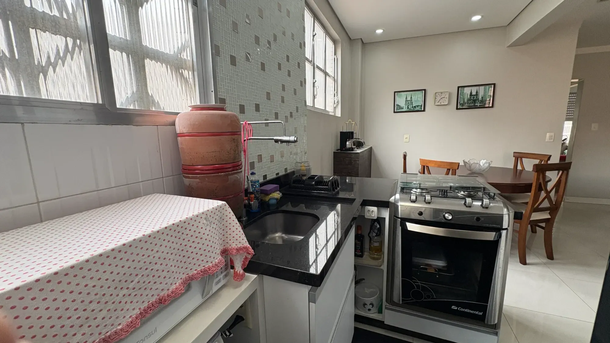 Imagem Apartamento com 2 Quartos à Venda, 70 m² em Embaré - Santos