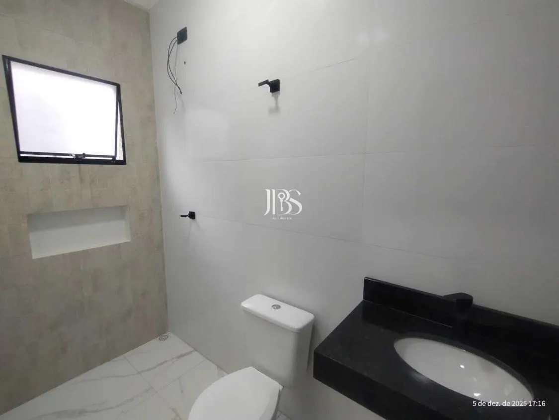 Imagem CASA NOVA COM PISCINA À VENDA NO JARDIM DAS PALMEIRAS EM ITANHAÉM