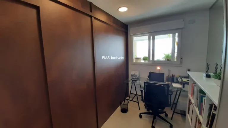 Imagem Imperdível: Apartamento de 3 quartos e 2 suítes na Vila Mariana, São Paulo-SP - 105m², 2 vagas de garagem.