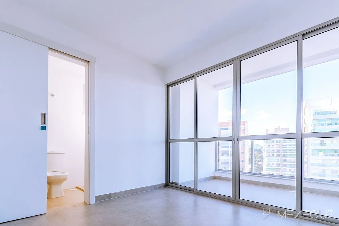 Imagem Apartamento 3 Quartos (3 Suíte) na Praia do Morro - Vista para o Mar e Lazer Completo na Cobertura