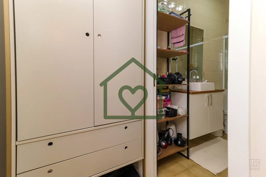 Imagem À venda um charmoso apartamento localizado na região sul do Brasil, no prestigiado bairro de Moinh...