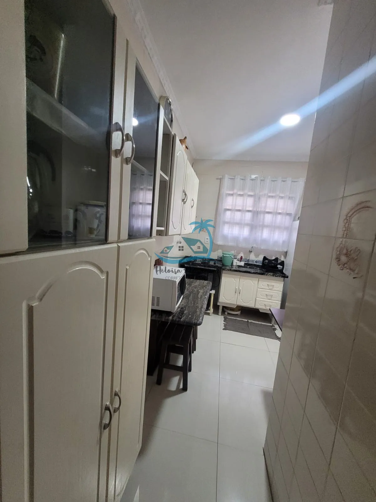 Imagem Apartamento térreo com 2 dormitórios, mobiliado, à venda em Ubatuba no Itaguá