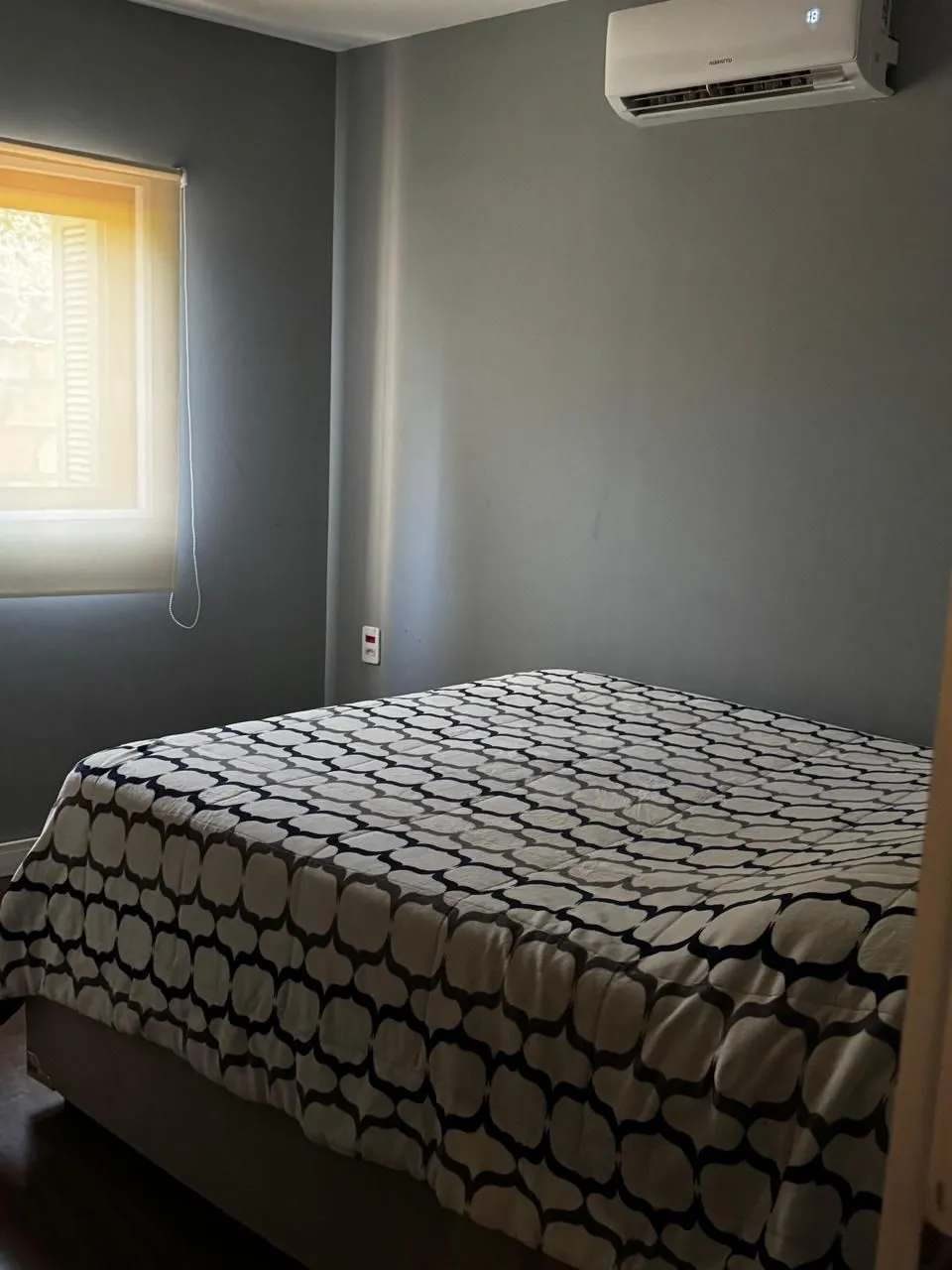 Imagem Casa Comercial em Belém Novo