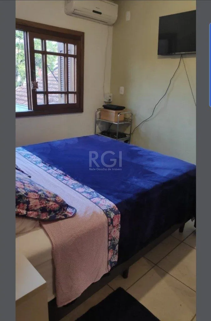 Imagem Casa para Venda 3 dormitórios no Partenon