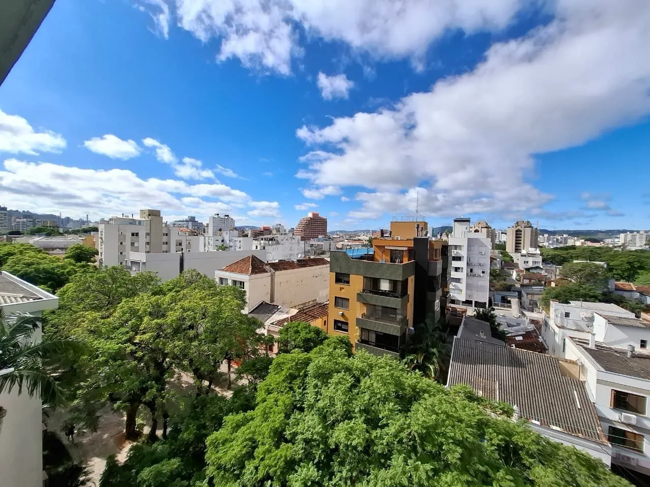 Imagem Apartamento à venda 2 quartos com vaga reformado na Cidade Baixa Porto Alegre