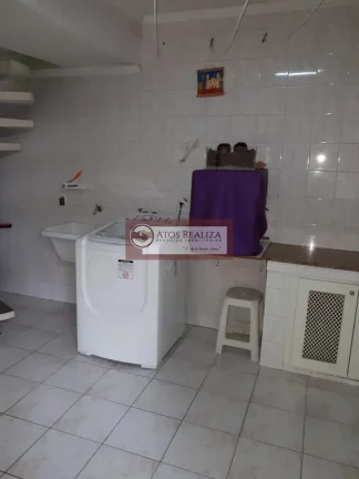 Imagem Excelente Sobrado a venda no Campo Grande - SP, C/3 dormitórios, 1 suíte, 3 banheiros, 4 vagas de garagem cobertas.