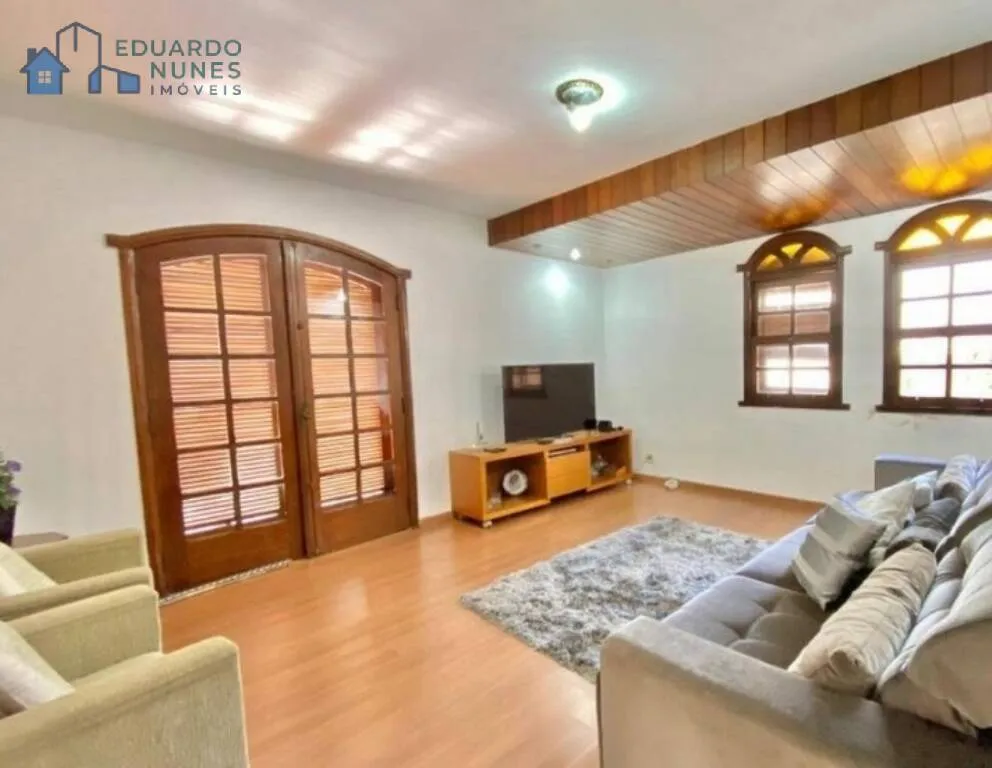 Foto do imóvel: EXCELENTE CASA NO MANGABEIRAS COM 05 QUARTOS,02 SUÍTES E 04 VAGAS.