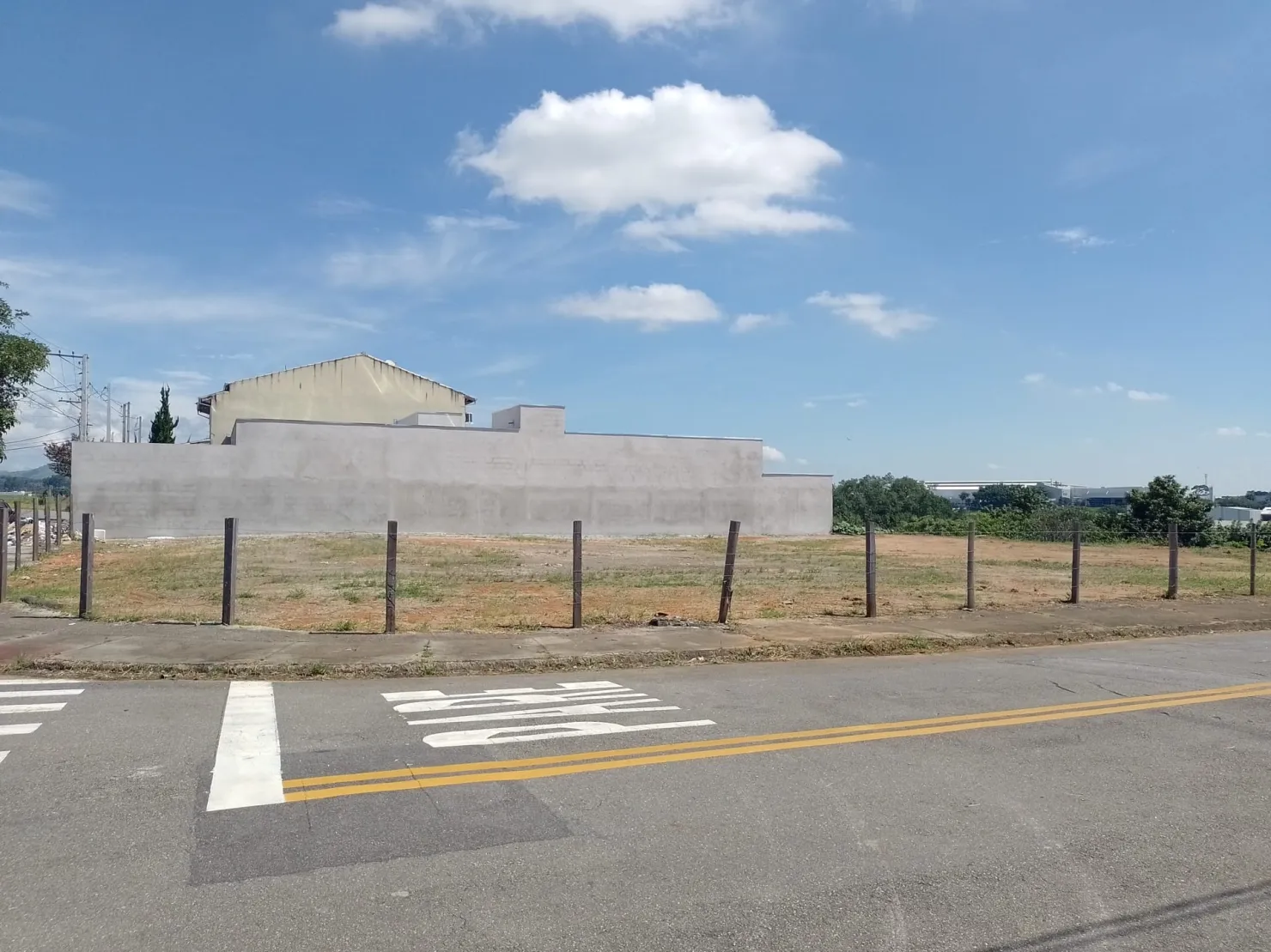 Imagem Terreno à venda 286.95M², Jardim Oásis, Taubaté - SP