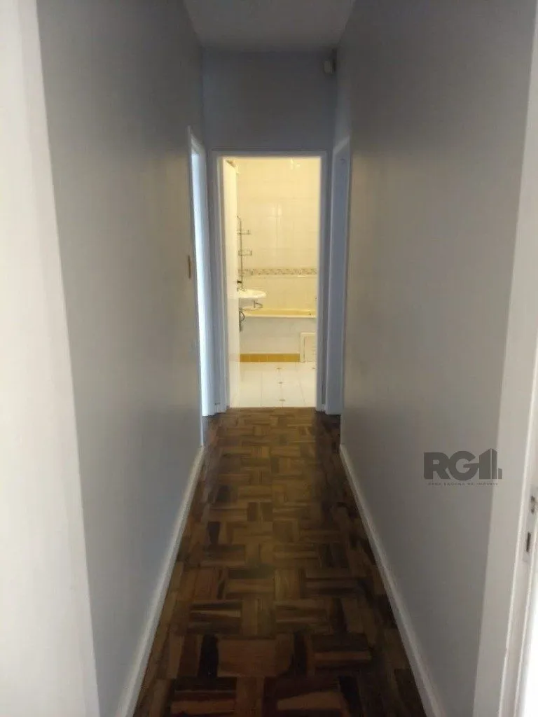 Imagem Casa de 168m² - 3 dormitórios, 3 vagas no bairro Nonoai