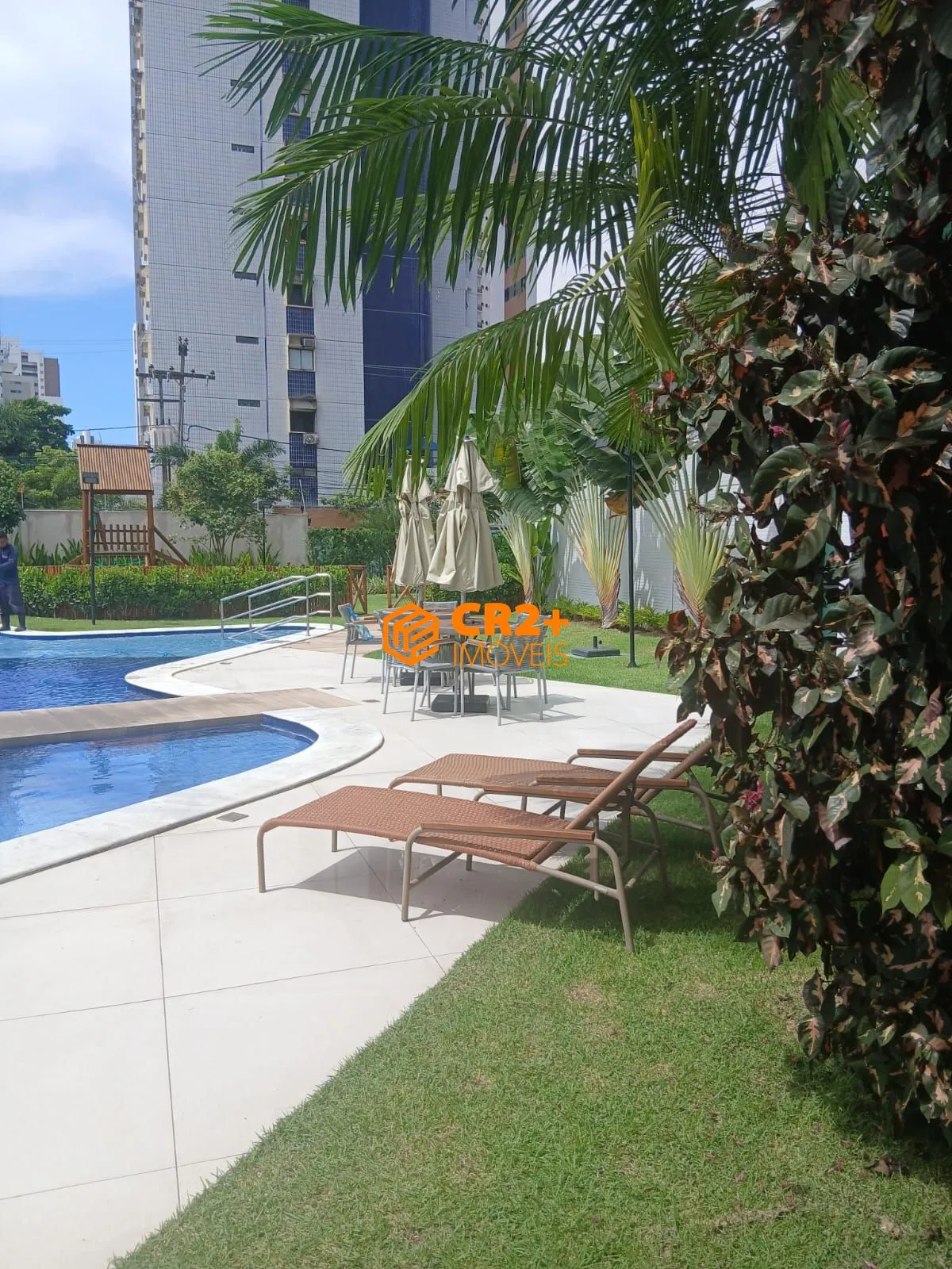 Imagem Apartamento Alto padrão - Boa Viagem - 04 Quartos - 2 Suites - 146m2 - Varanda