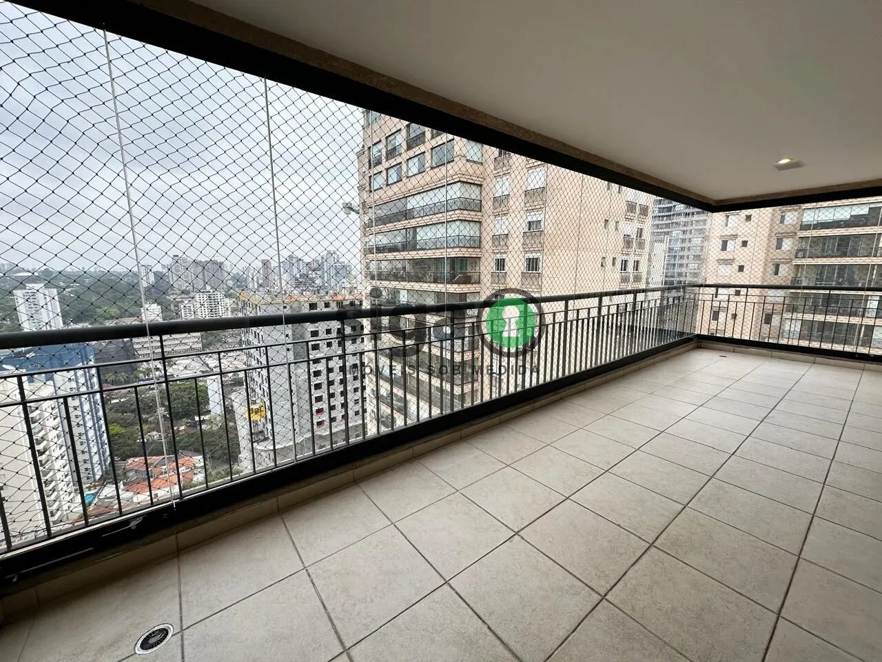 Imagem LINDO APTO 218M 3 SUITES MUITO AMPLO