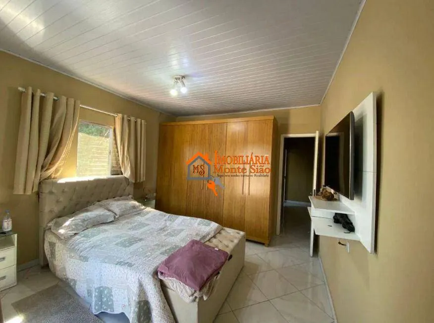 Imagem Sobrado de 4 cômodos + 3 casas à venda por R$ 530.000 - Parque Mikail - Guarulhos/SP