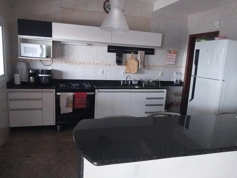 Imagem Casa com 3 quartos à venda em Vila Velha