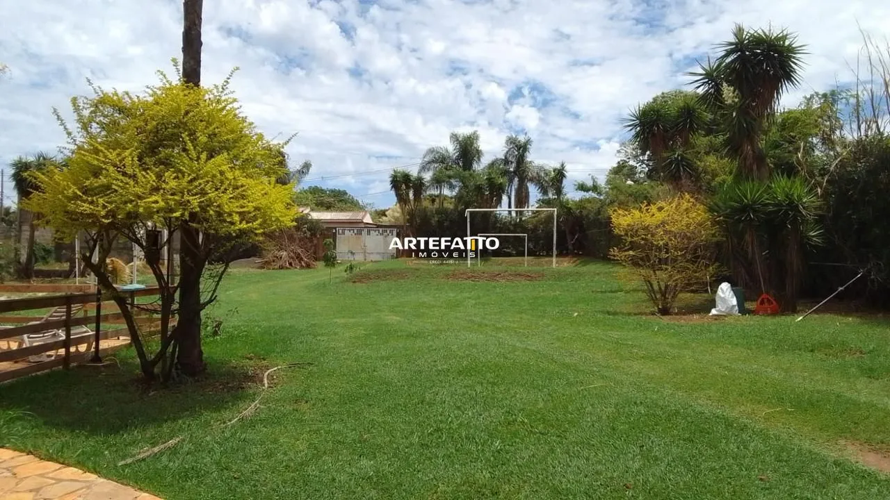 Imagem Vende-se Chácara Estância Tropical em Cristais