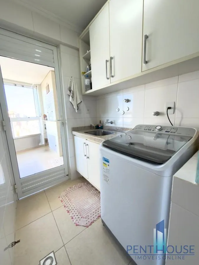 Imagem Apartamento Zona Central para Venda em Balneário Camboriú, CENTRO, 3 dormitórios, 1 suíte, 2 banheiros, 2 vagas