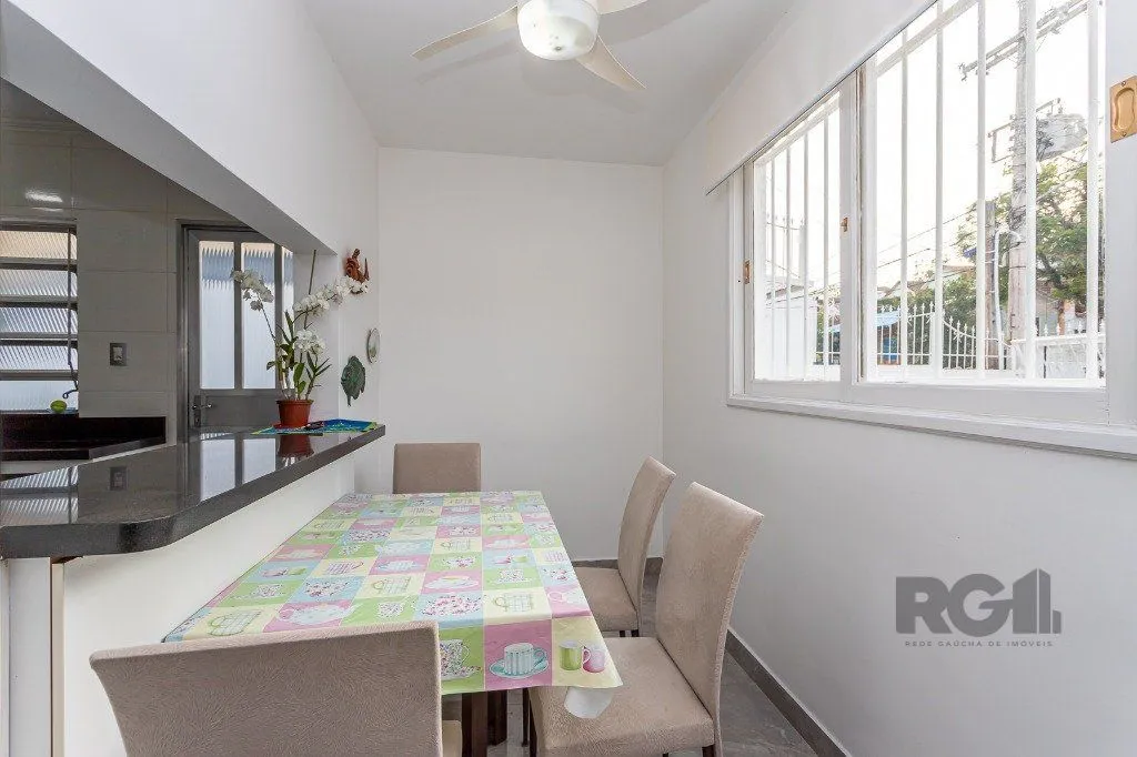 Imagem Casa no Jardim do Salso de 3 dormitórios pátio e piscina