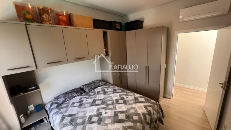 Imagem Casa em Condomínio à venda em Residencial Renaissance com 192m² 3 suítes, 4 vagas