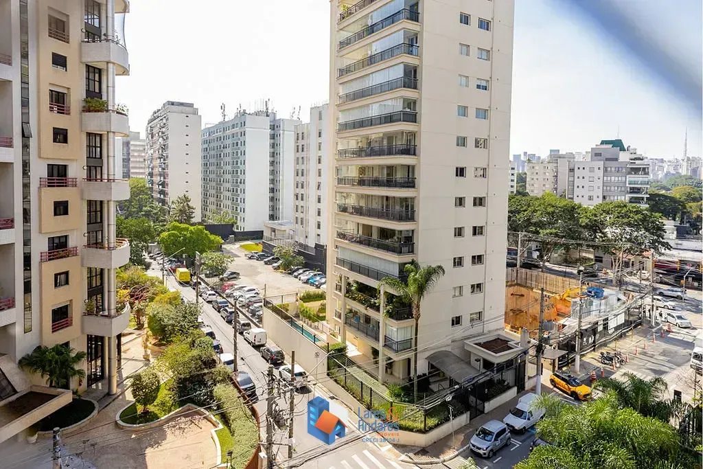 Imagem Apartamento à venda 3 Quartos 1 Suite 2 Vagas 187M² Itaim Bibi São Paulo - SP