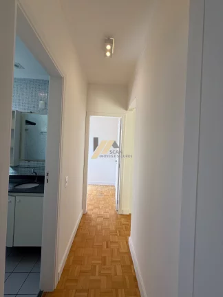 Imagem Apartamento de 2 quartos com 2 vagas de garagem no Cambuí, Campinas-SP.