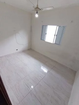 Imagem Casa com 3 dormitórios à venda, 80 m² por R$ 360.000,00 - Nova Mirim - Praia Grande/SP