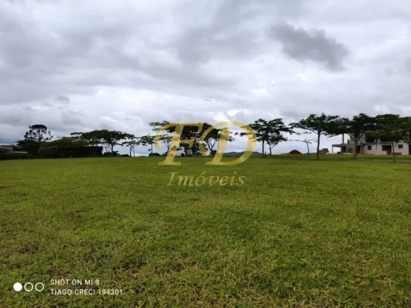 Imagem LINDO LOTE A VENDA EM CONDOMÍNIO EM PIRACAIA COM ACESSO A RE