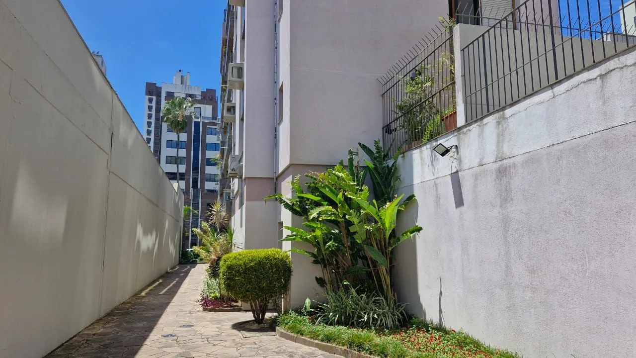 Imagem Apartamento na Av. Getulio Vargas com 3 dormitórios sendo uma suíte, 1 garagem
