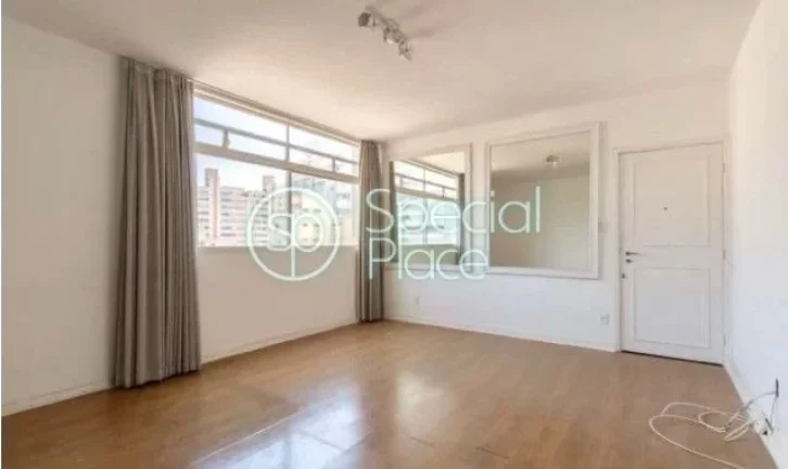 Ótimo apartamento à venda na Rua Oscar Freire no Jardim América - 92m² privativos - Andar alto c...