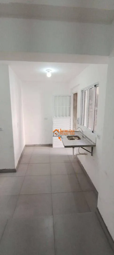 Imagem Casa com 2 dormitórios para alugar, 53 m² por R$ 2.030,00/mês - Vila Augusta - Guarulhos/SP