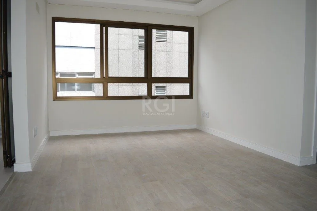 Imagem Apartamento 2 dormitórios com box duplo próximo ao Zaffari da Cabral