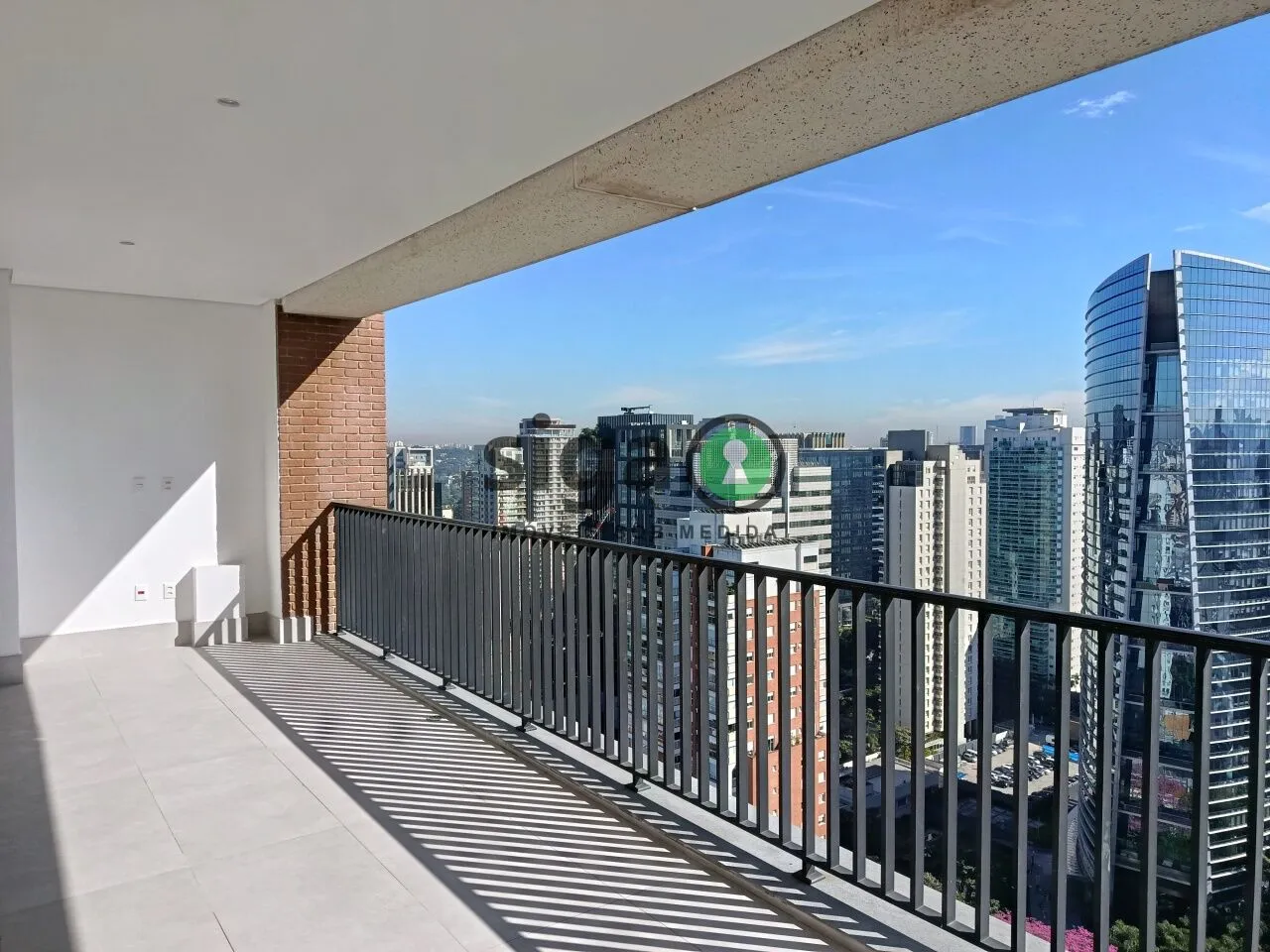 Imagem Apartamento 191 m² Itaim Bibi
