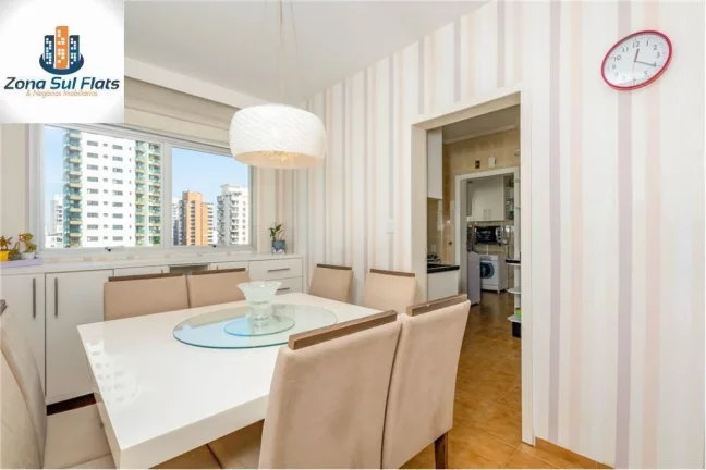 Imagem Apartamento à Venda Em Moema Com 4 Dormitórios Sendo 3 Suítes e 4 Vagas