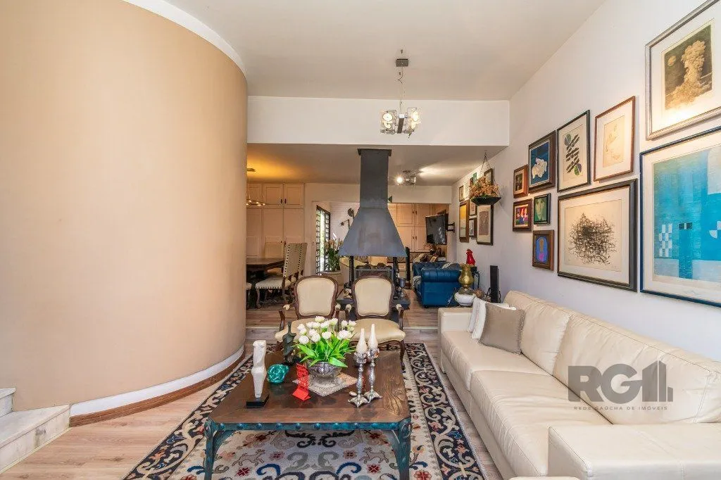 Imagem Casa de Condomínio em Santa Tereza