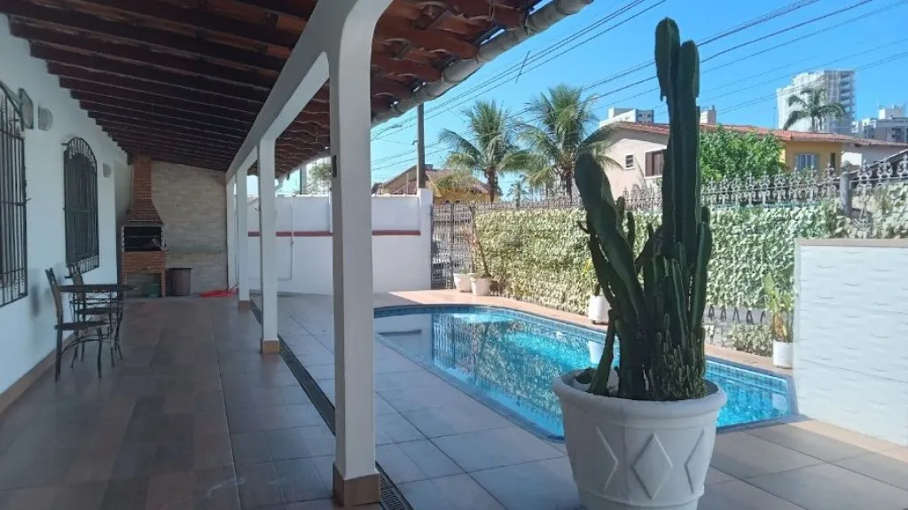Imagem CASA COM 199,00 m² - FLÓRIDA - PRAIA GRANDE SP
