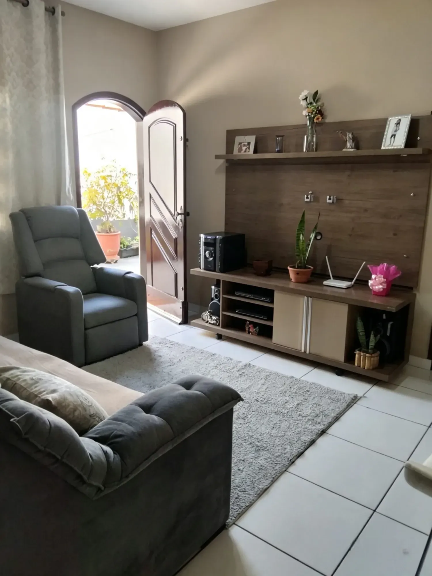 Imagem Casa com 2 Quartos à Venda, 105,25 m² em Jardim Triângulo - Ferraz de Vasconcelos