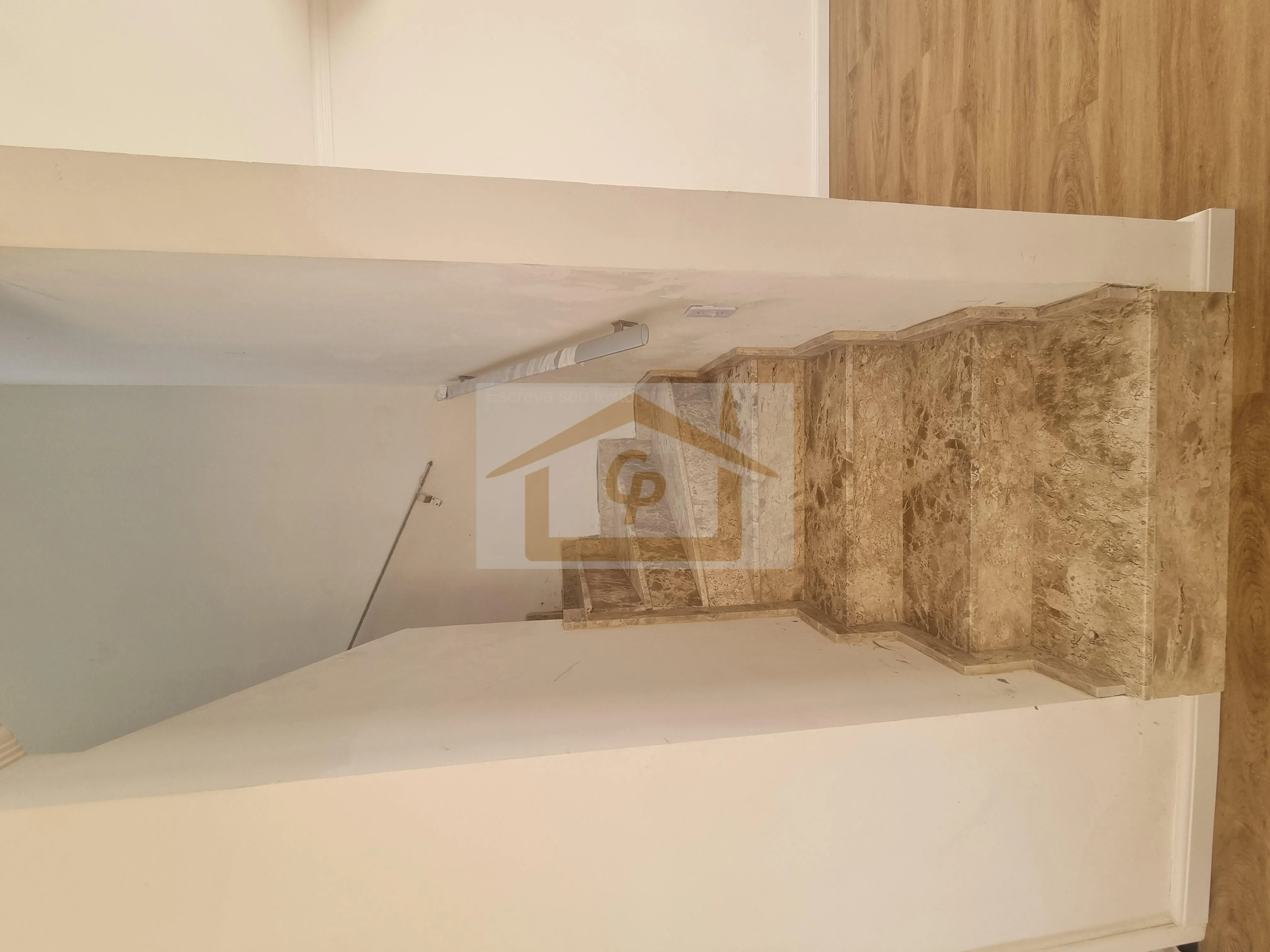 Imagem Pequeno Residencial, Casa com Duas Suítes, varanda, 2 vagas