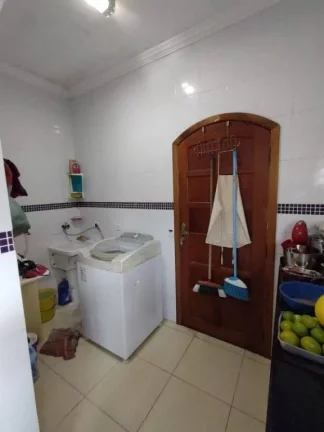 Imagem Sobrado com 2 dormitórios à venda, 192 m² por R$ 560.000,00 - Ocian - Praia Grande/SP