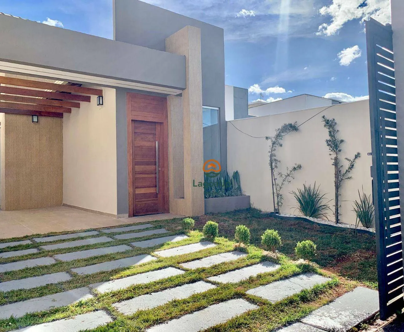 Imagem Casa com 3 dormitórios à venda, 90 m² por R$ 649.000,00 - Portal do Sol - Lagoa Santa/MG