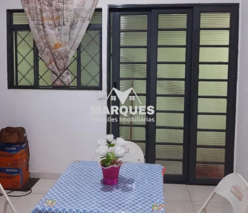 Imagem Casa térrea c/ 2 Dorms, excelente localização!