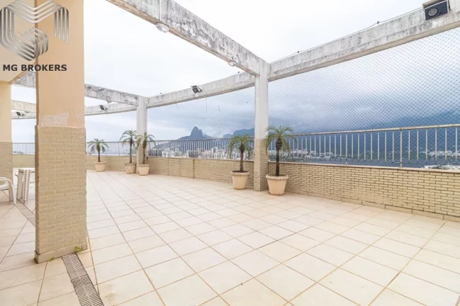 Imagem Imperdível oportunidade de adquirir um apartamento de luxo em Ipanema, Rio de Janeiro - 3 quartos, 1 suíte, 1 sala, 3 banheiros, 112m².